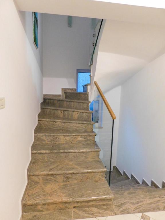 Apartman Lara u Otočcu — Ulaz i hodnik